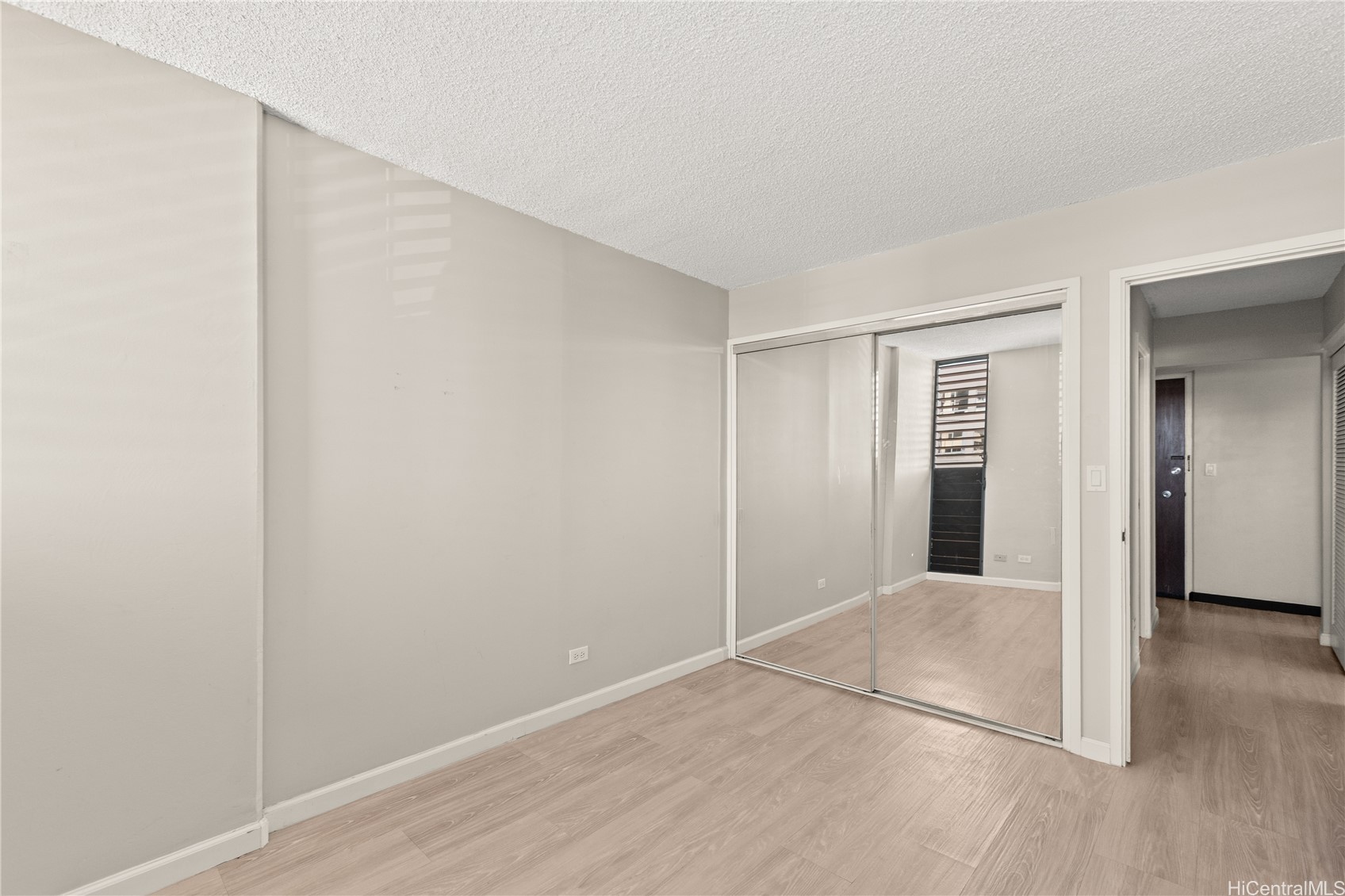 1069 Spencer Street 101 Property Photo 11