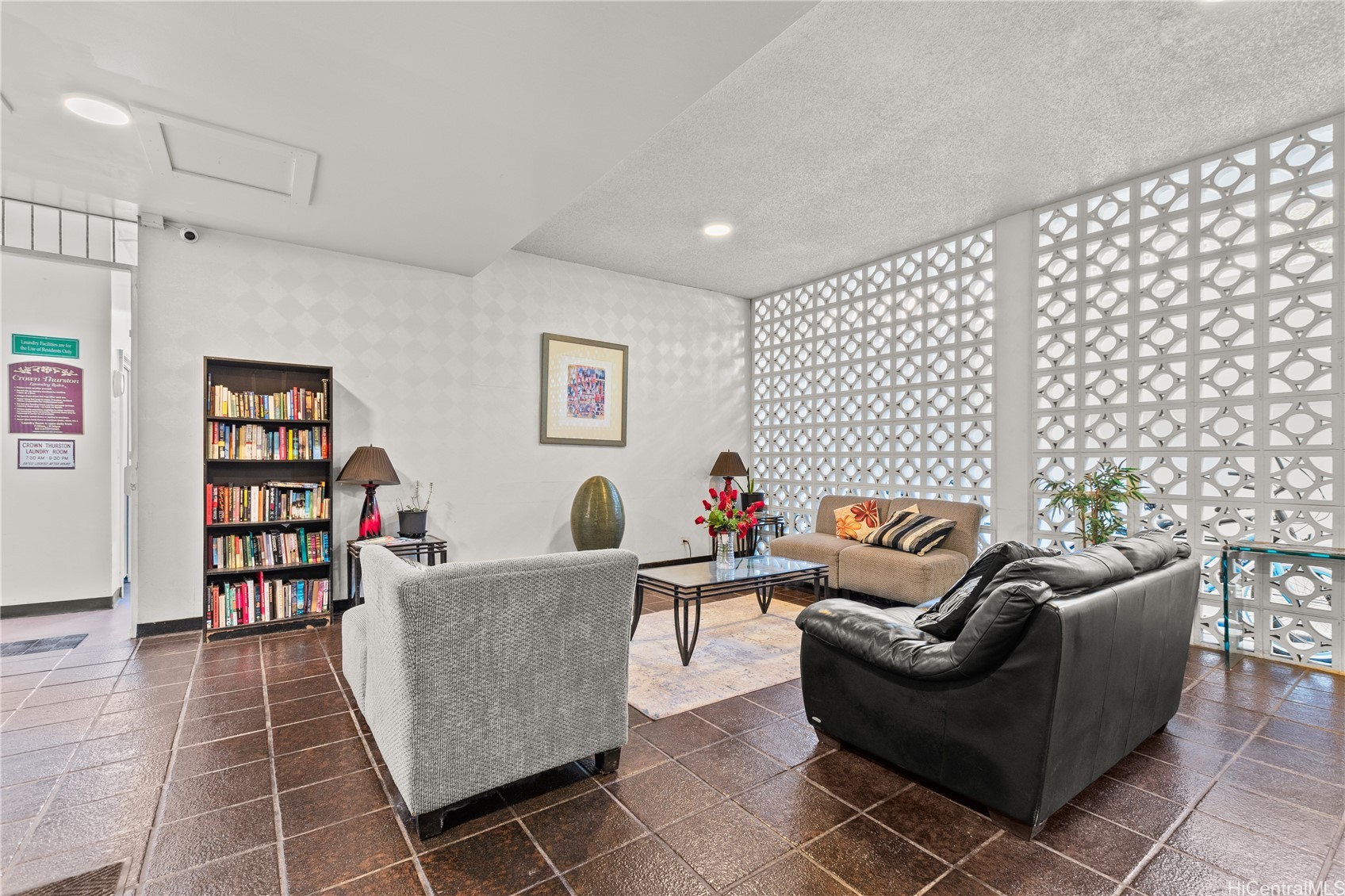 1069 Spencer Street 101 Property Photo 17