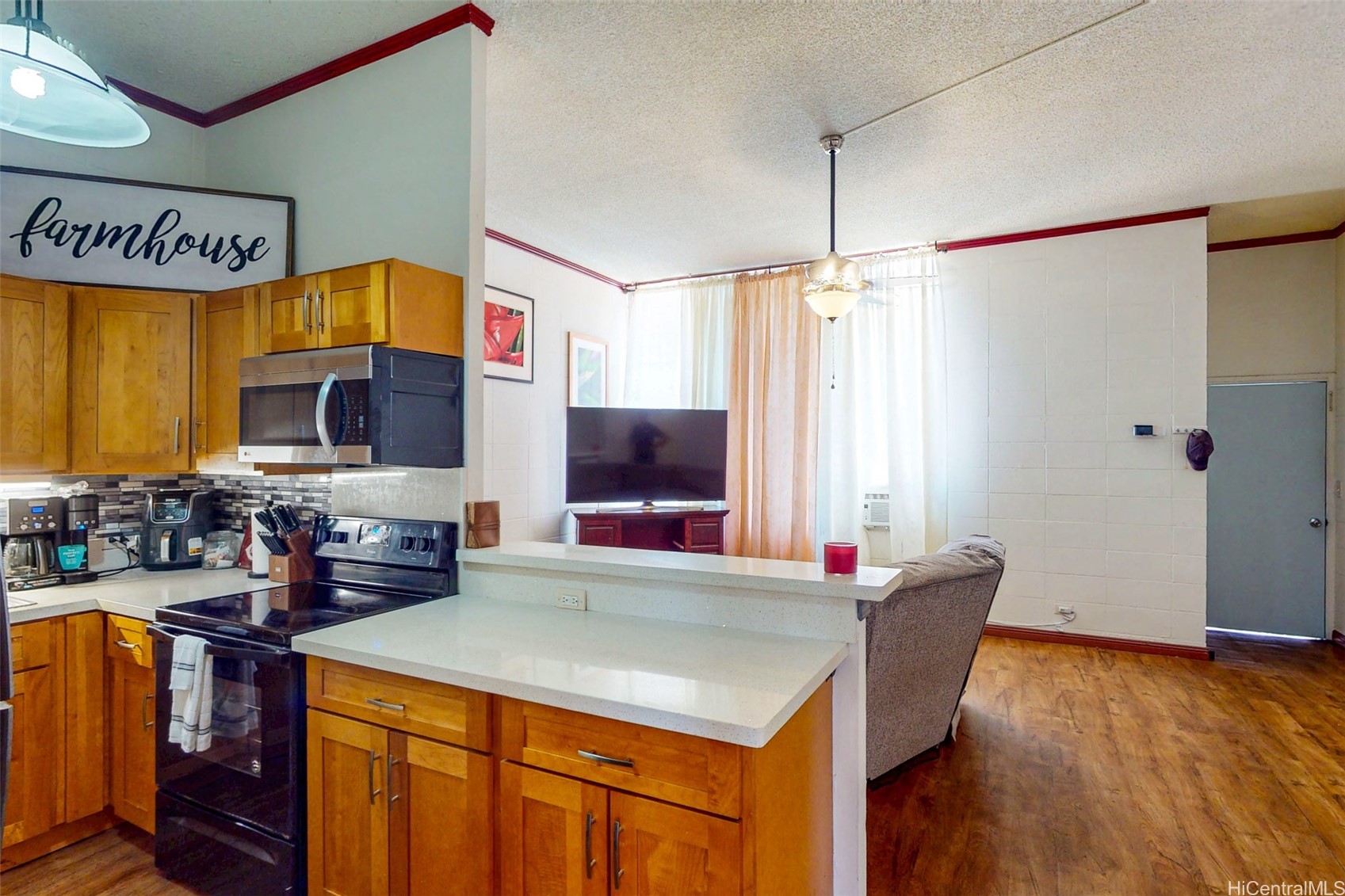 94-246 Leoku Street E103 Property Photo 9