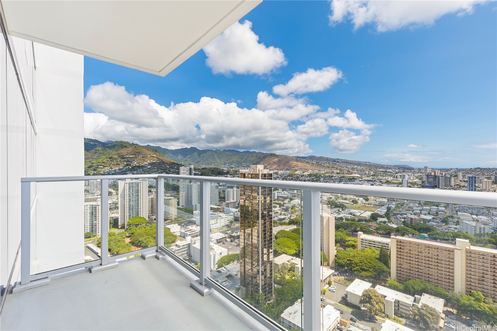 1500 Rycroft Street 3919r Property Photo 6