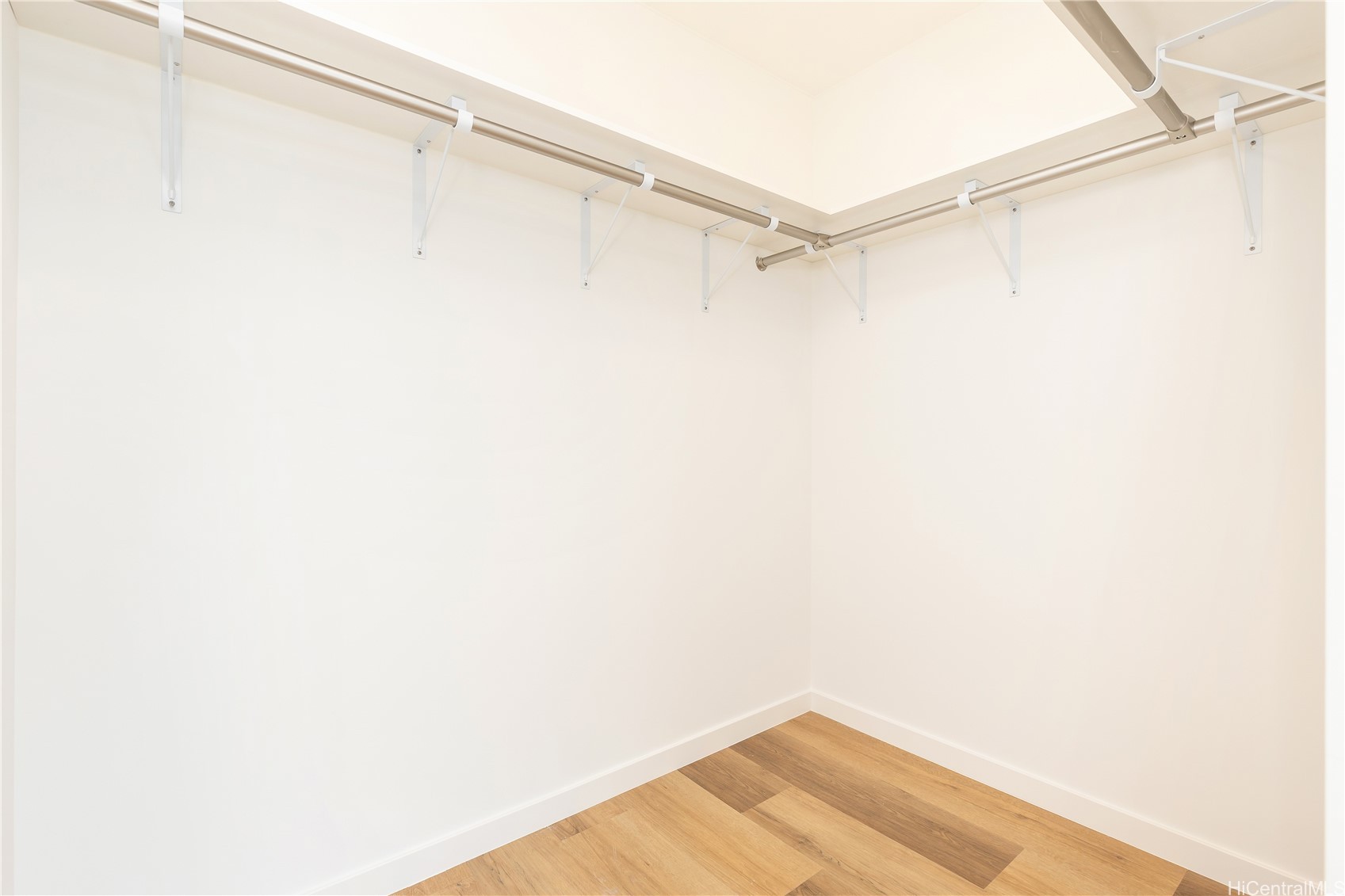 1500 Rycroft Street 3919r Property Photo 13