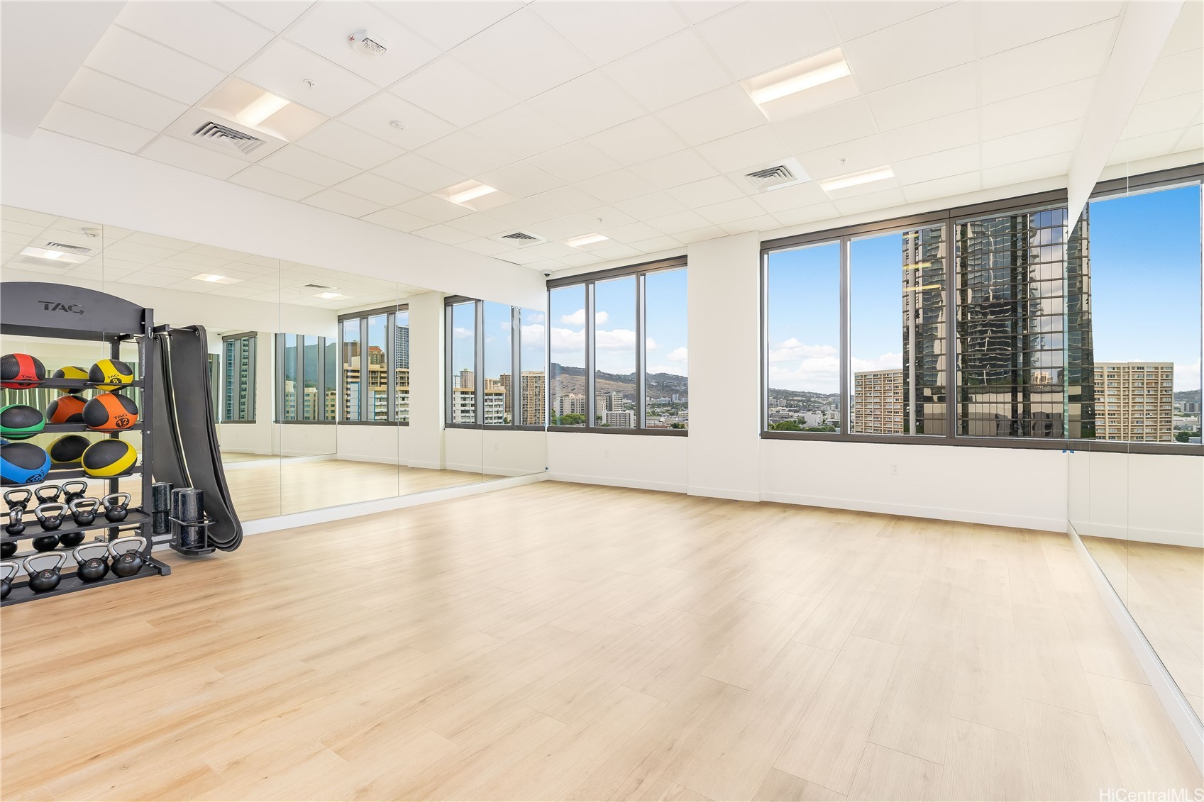 1500 Rycroft Street 3919r Property Photo 17