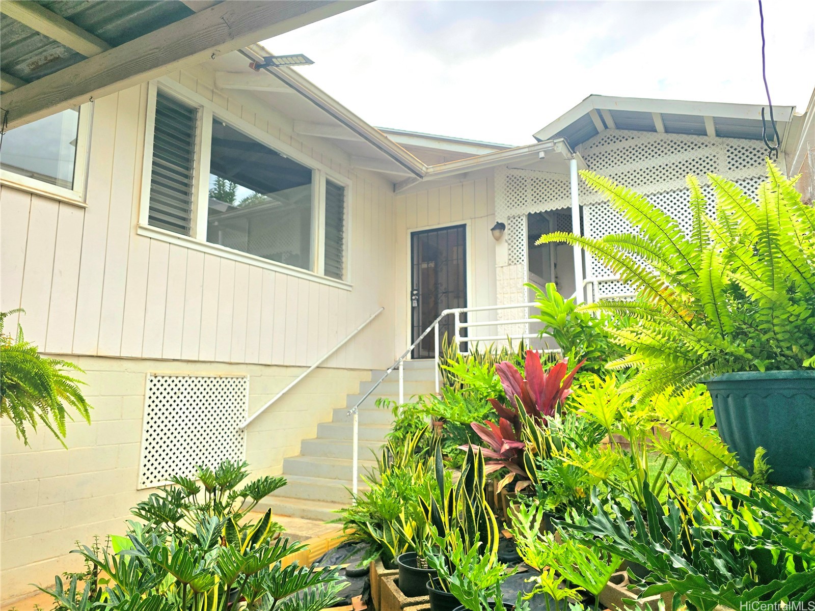 99-058 Nalopaka Place Property Photo 7