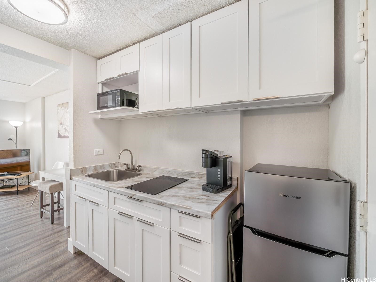 1920 Ala Moana Boulevard 706 Property Photo 6
