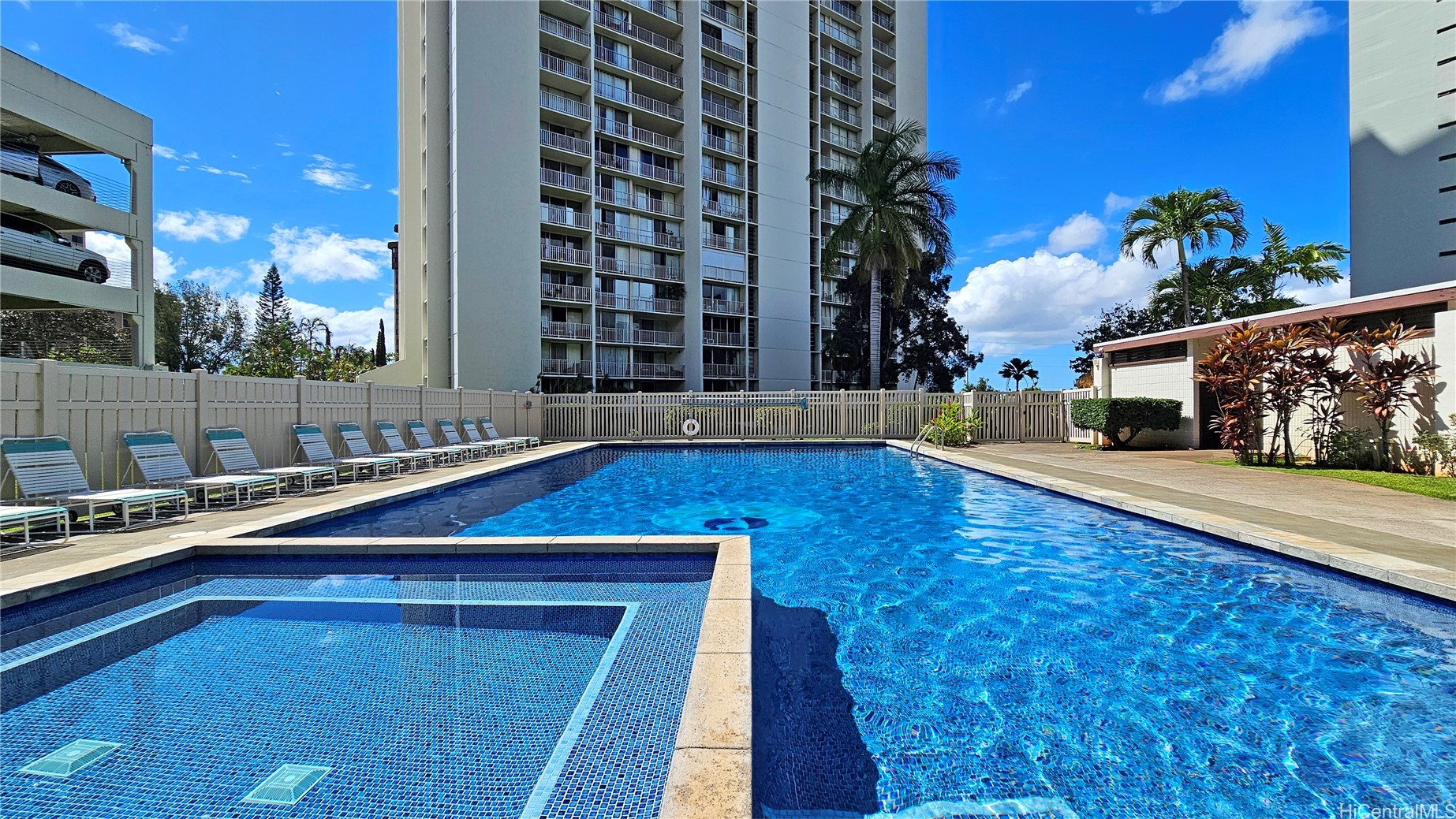 98-410 Koauka Loop #17g Property Photo 20