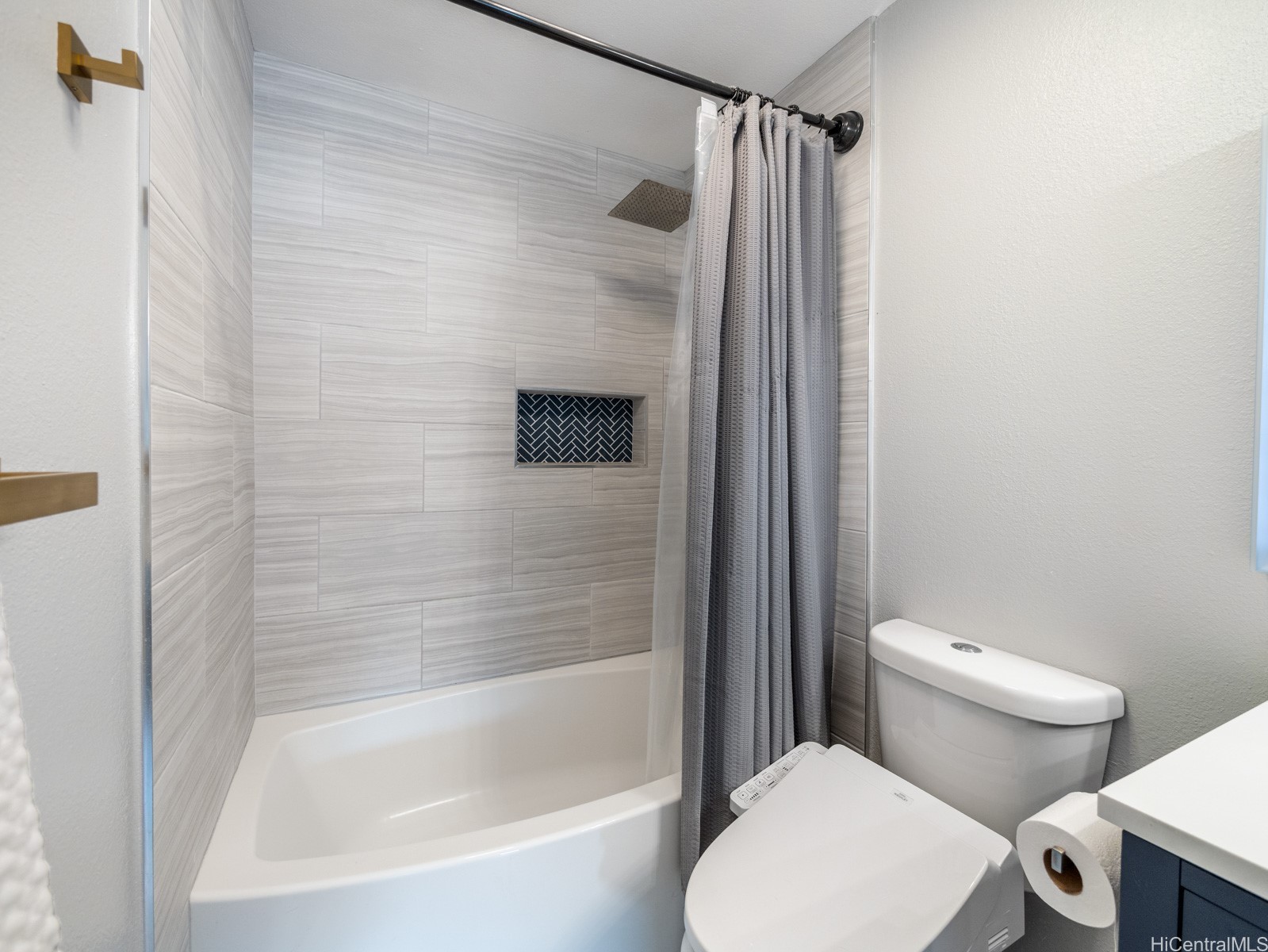 819 Papalalo Place Property Photo 16