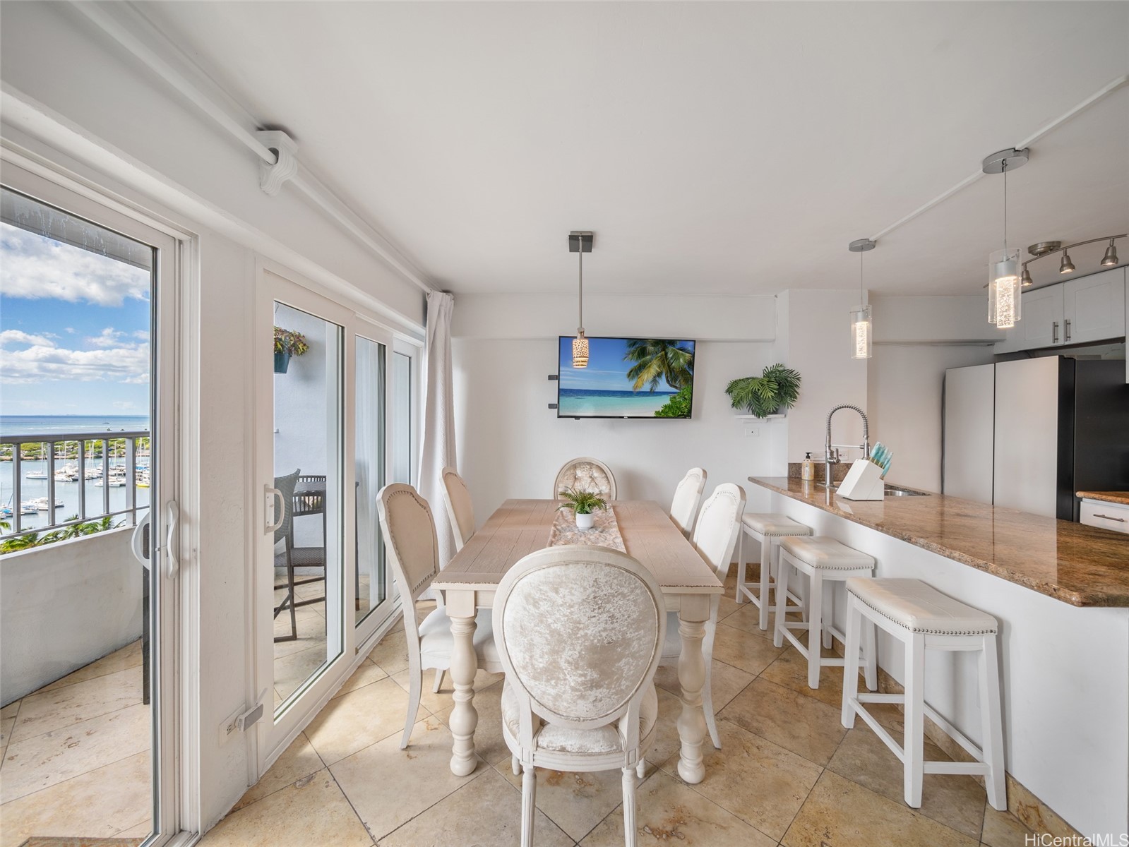 1690 Ala Moana Boulevard 1401 Property Photo 1