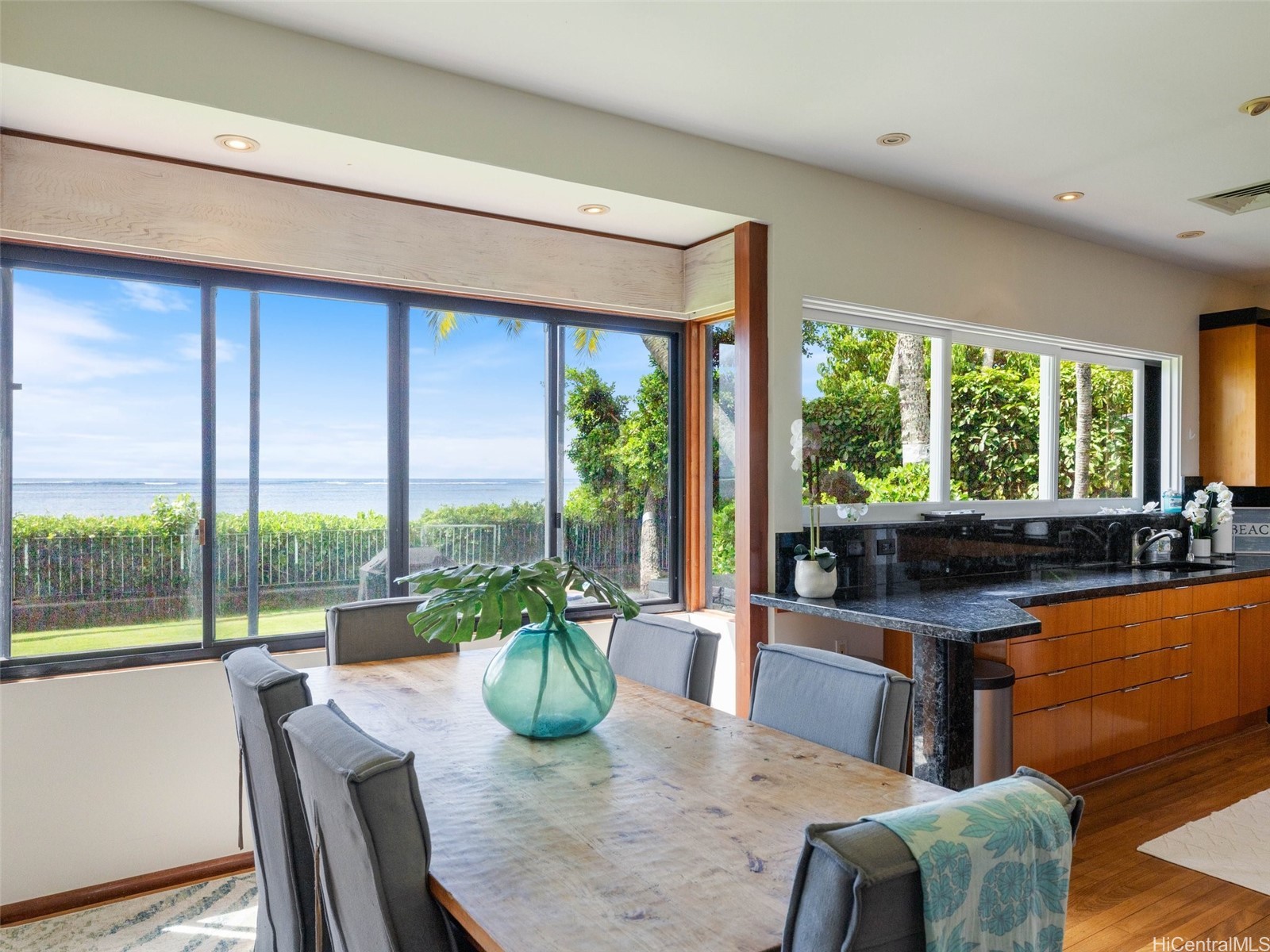 5543 Kalanianaole Highway Property Photo 11