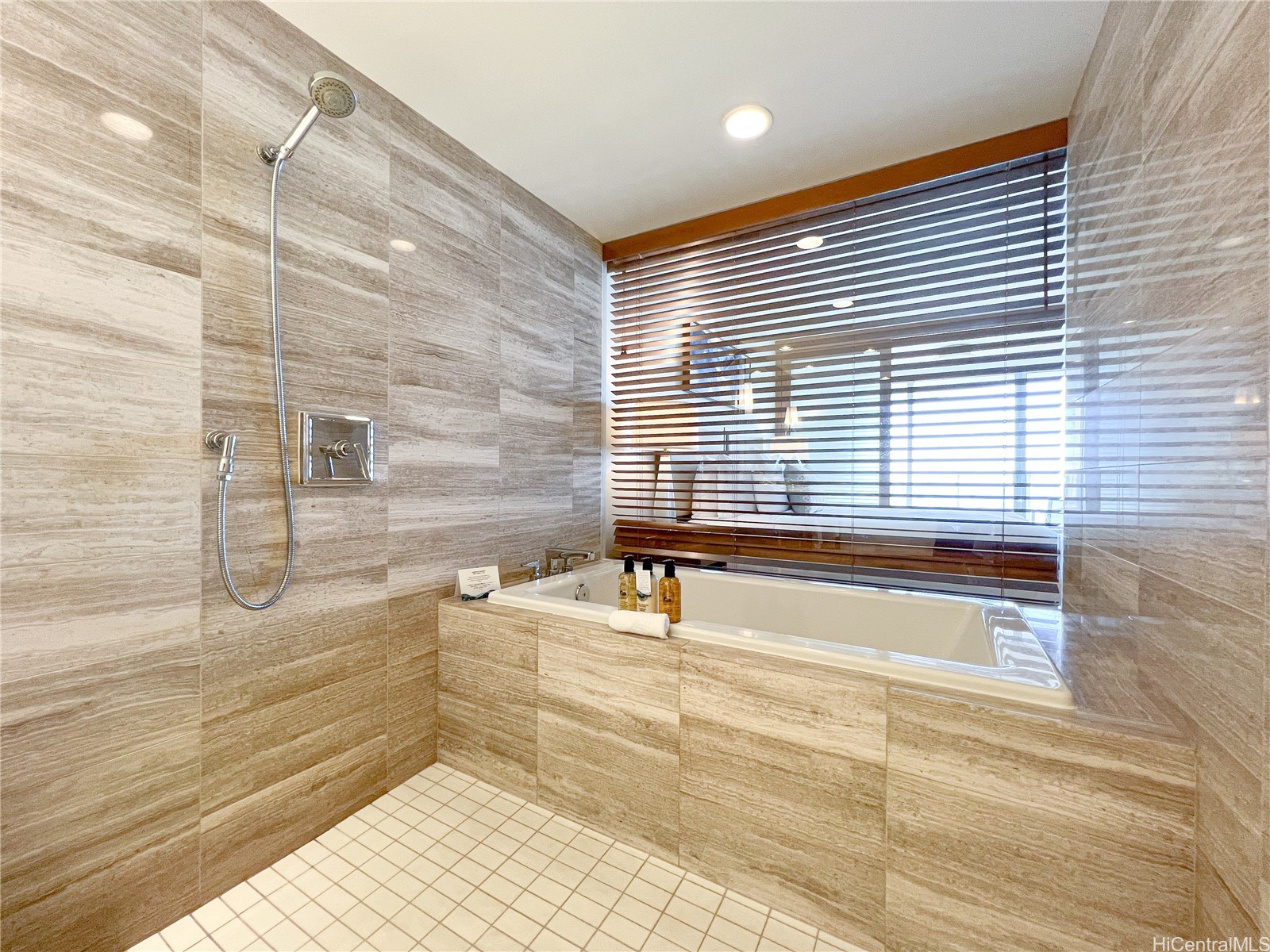 2139 Kuhio Avenue 2308 Property Photo 14