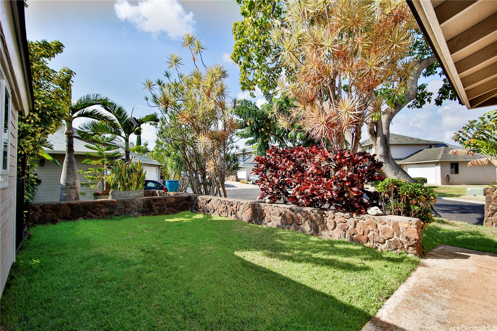 91-1044 Panapanapuhi Street Property Photo 2