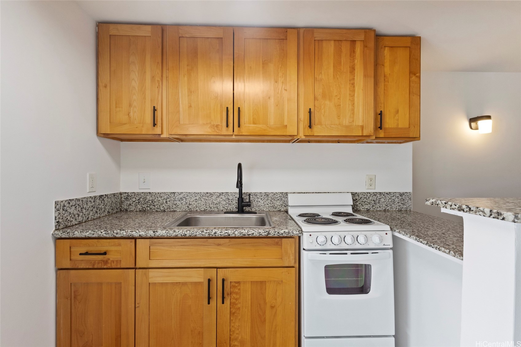 2525 Date Street 3203 Property Photo 6