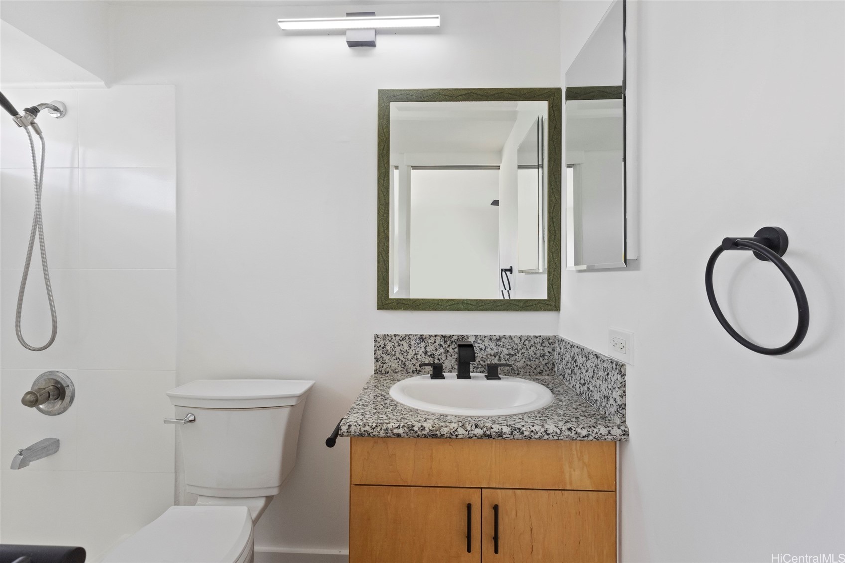 2525 Date Street 3203 Property Photo 9