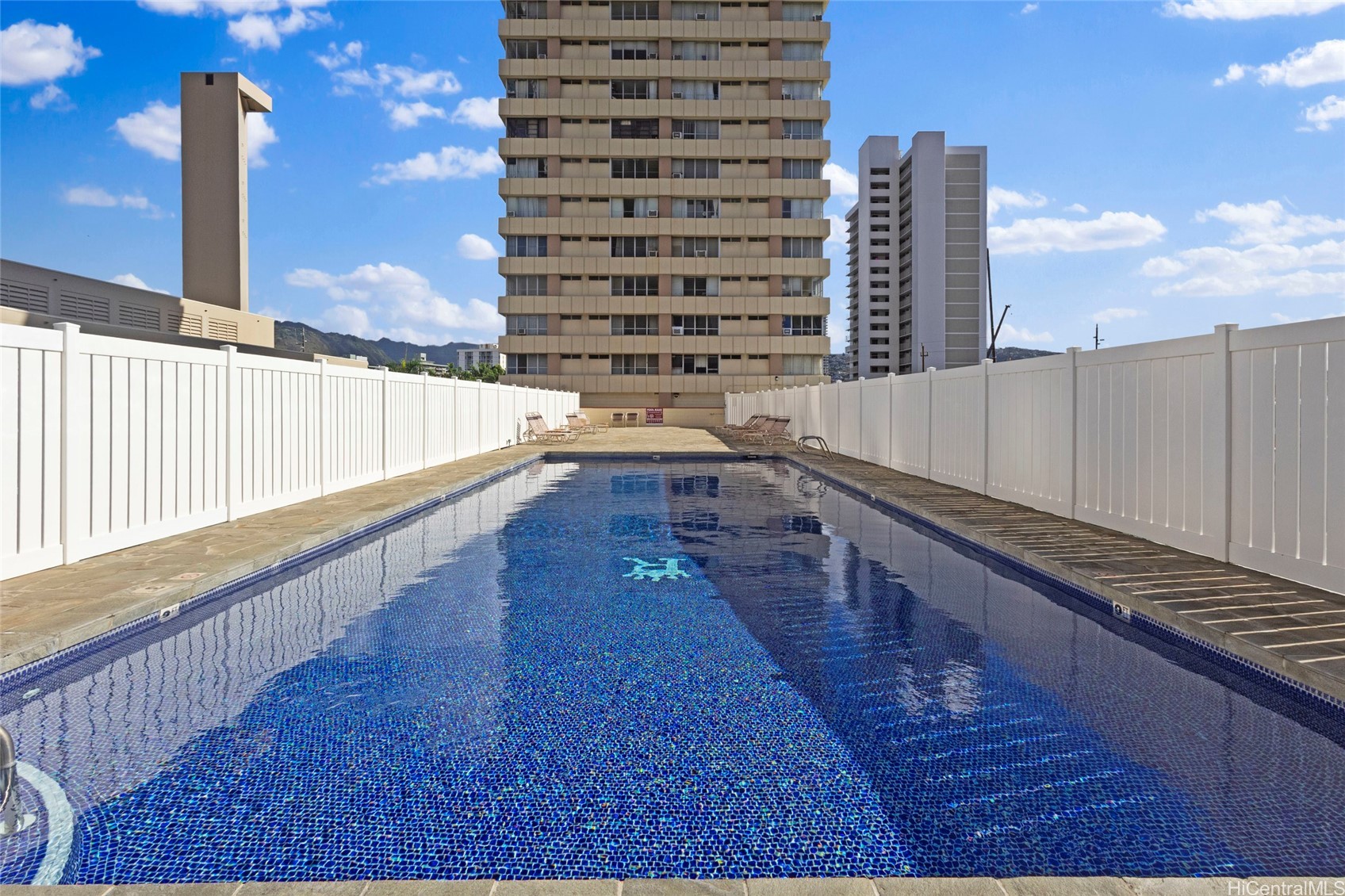 2525 Date Street 3203 Property Photo 13