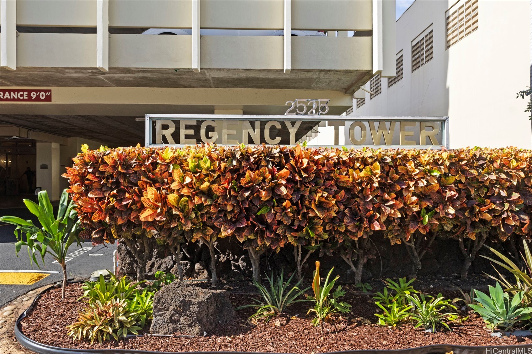 2525 Date Street 3203 Property Photo 23