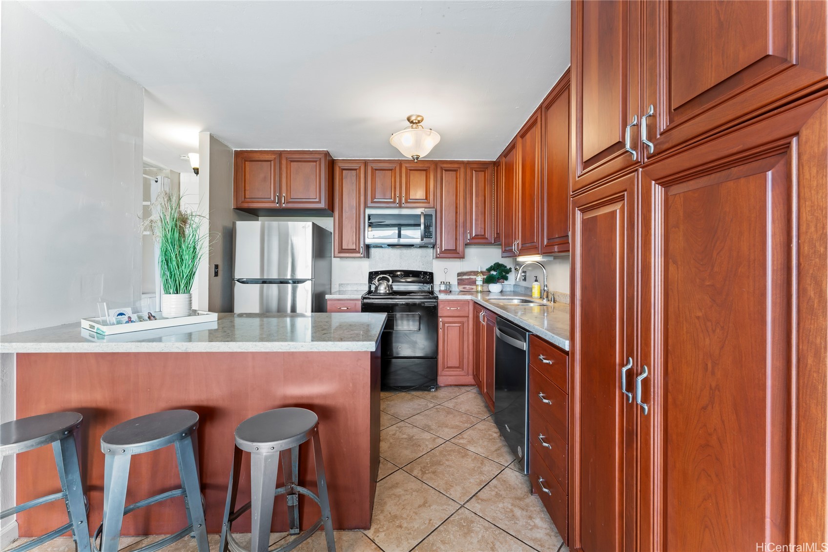 1830 Wilikina Drive 606