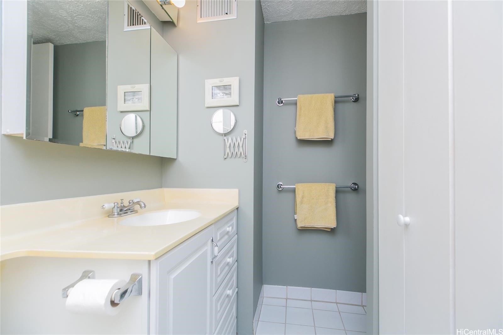 2452 Tusitala Street 604 Property Photo 7