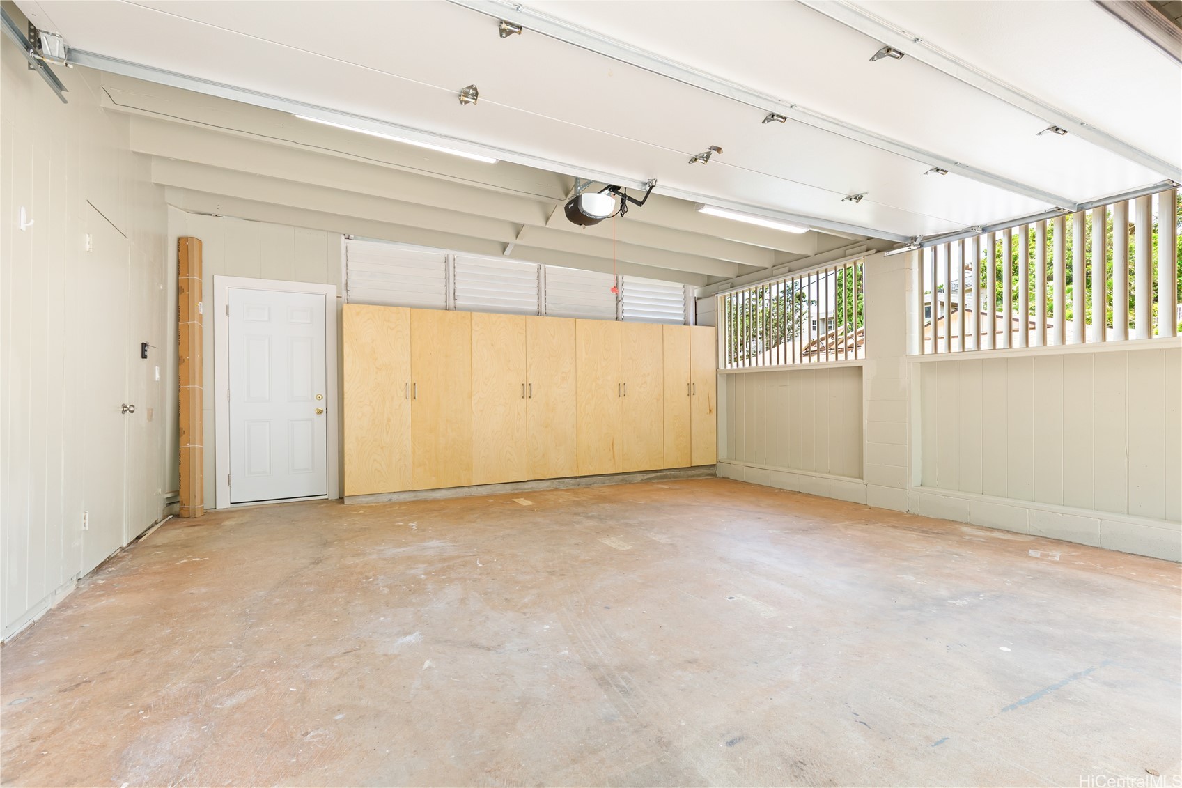 1898 Iwi Way Property Photo 13