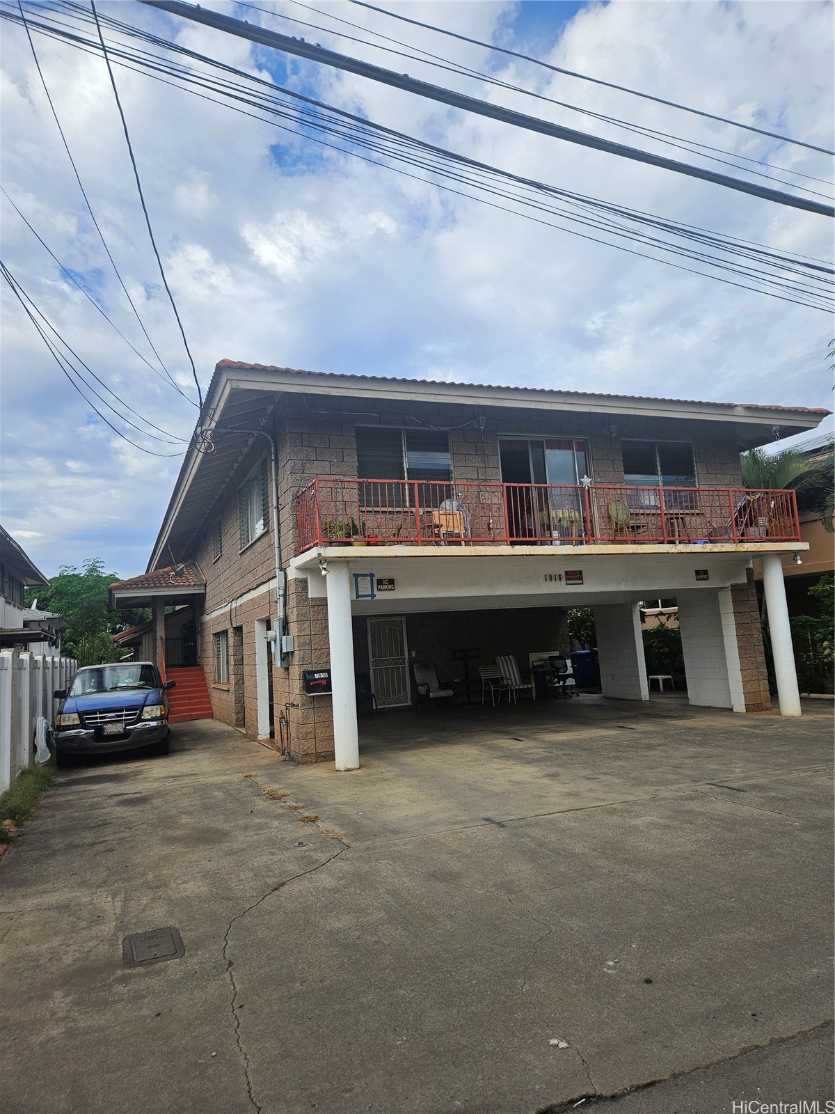 1915 Kahanu Street Property Photo 2