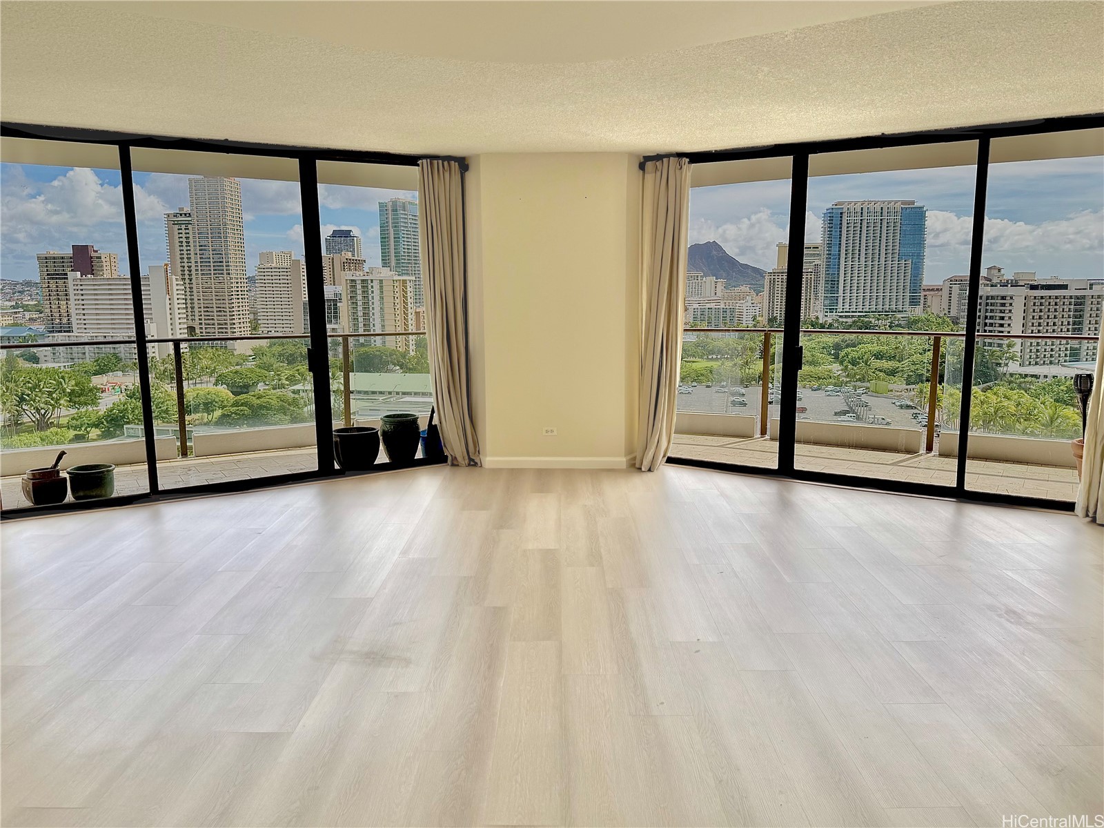 1860 Ala Moana Boulevard 1700 Property Photo 2