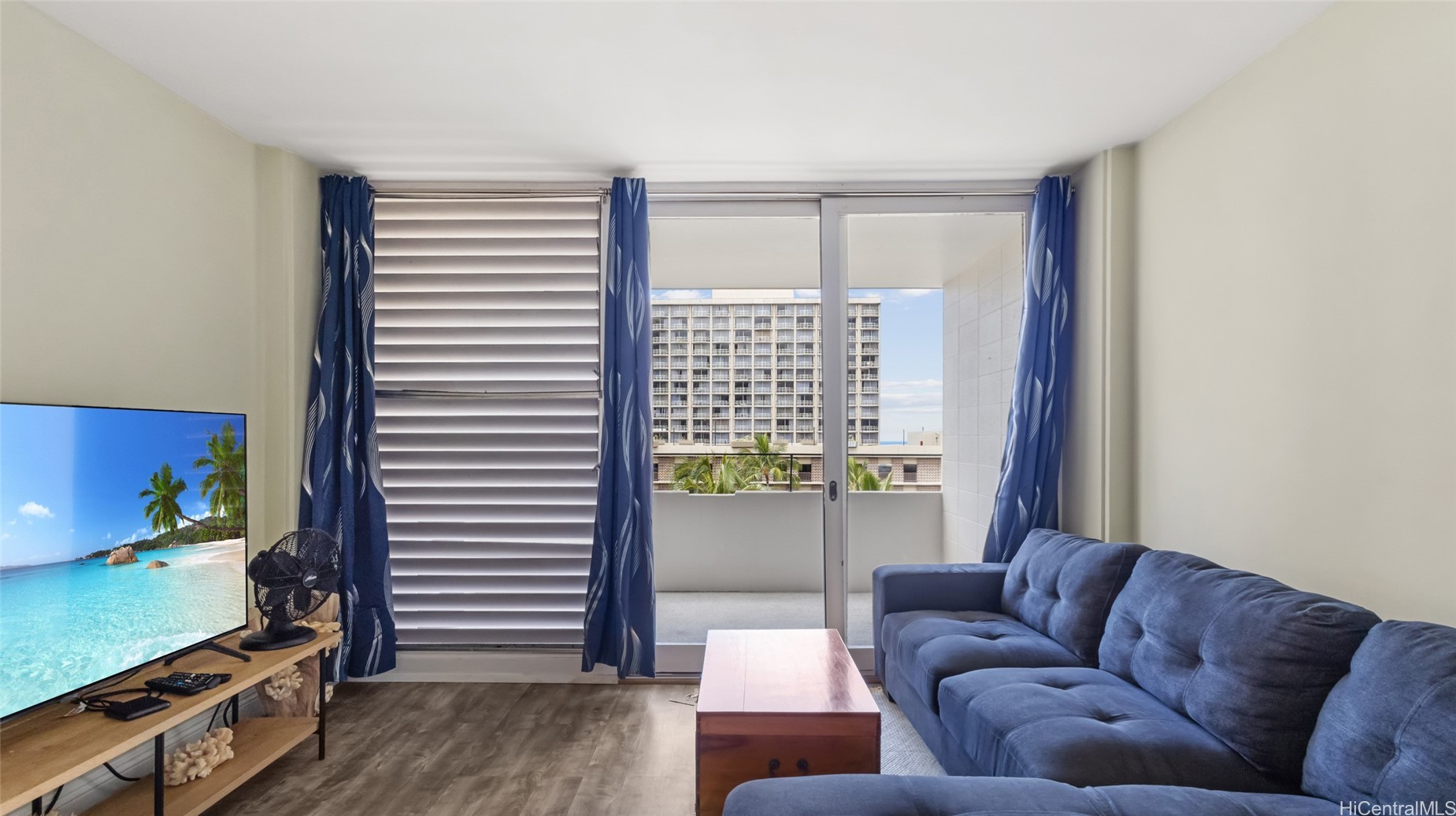 1720 Ala Moana Boulevard 803b Property Photo 4