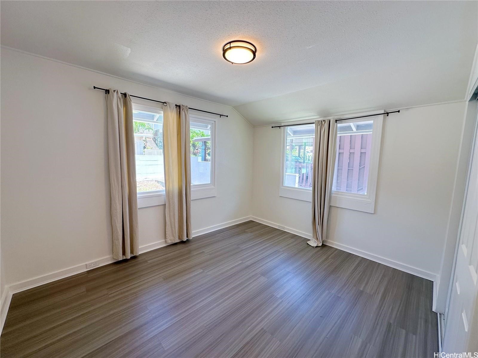 3015 Alencastre Place Property Photo 7