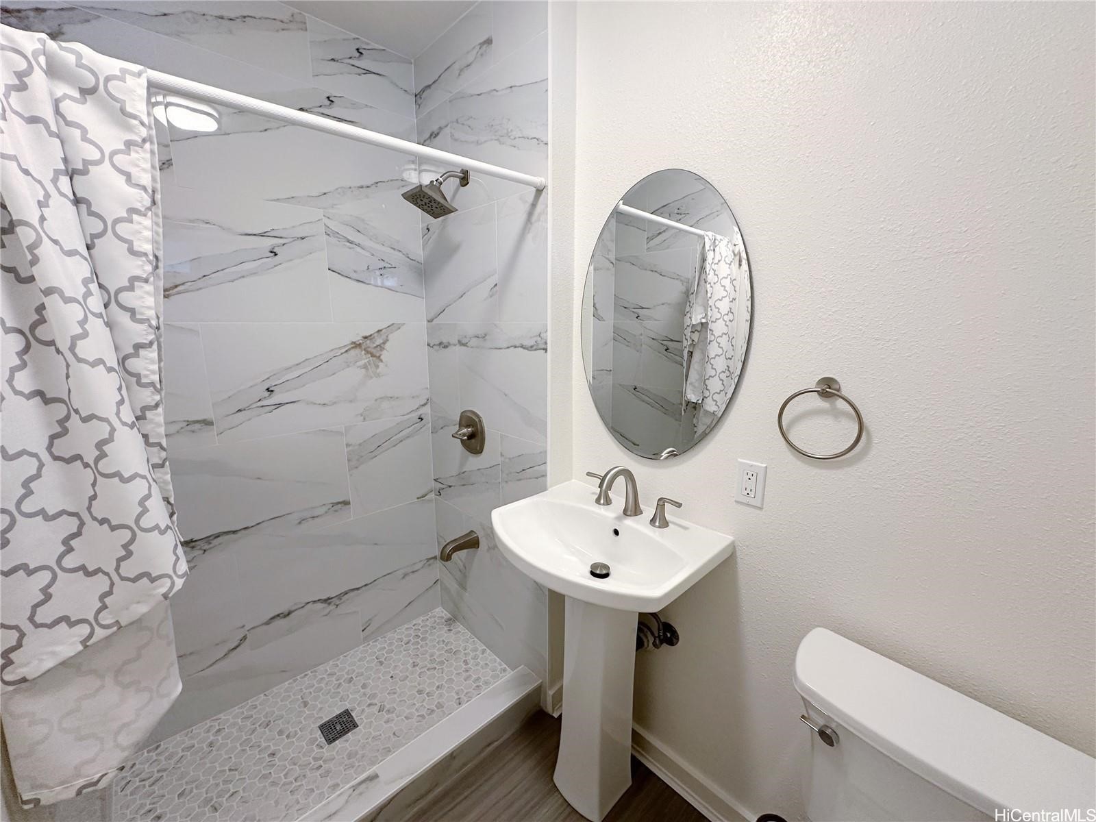 3015 Alencastre Place Property Photo 16