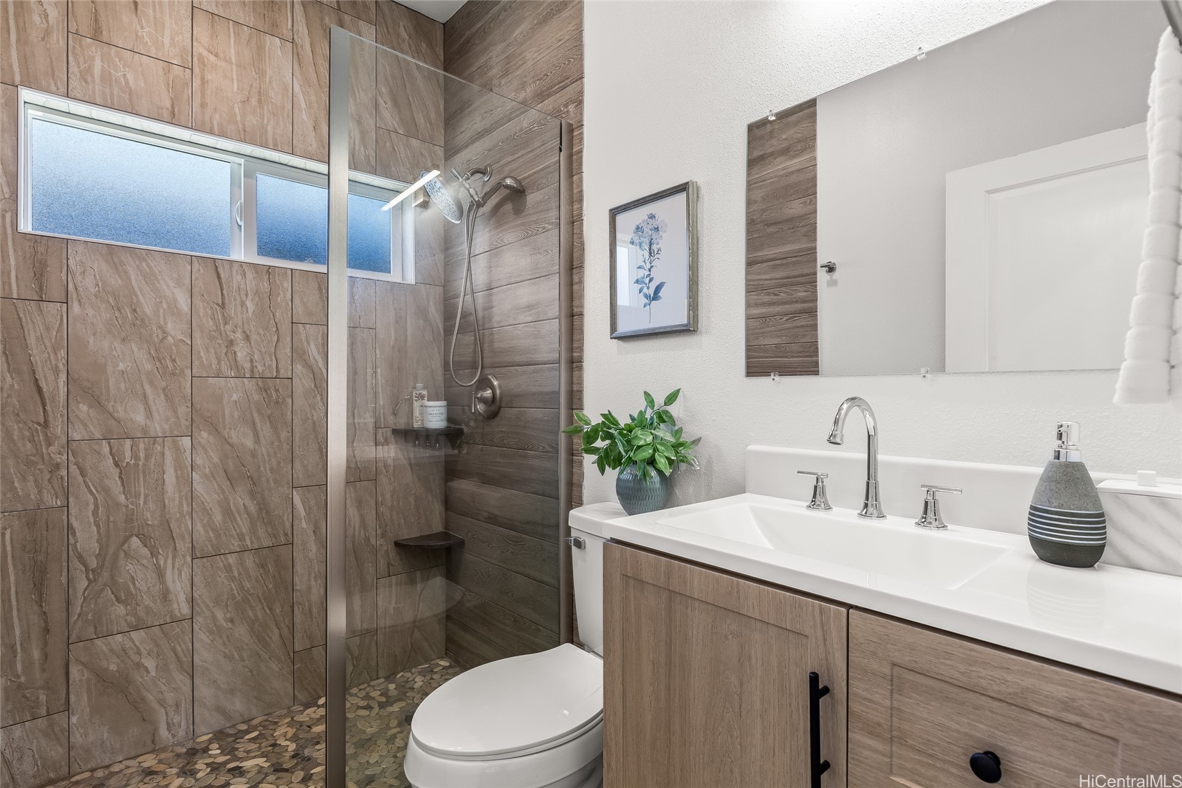 642 N Vineyard Boulevard E Property Photo 7