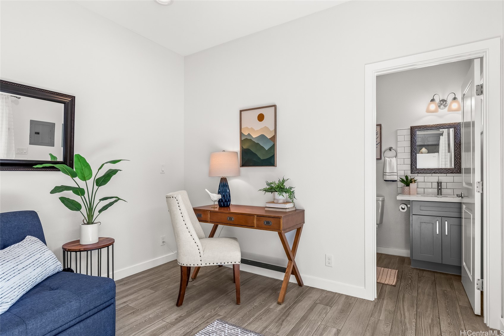 642 N Vineyard Boulevard E Property Photo 15