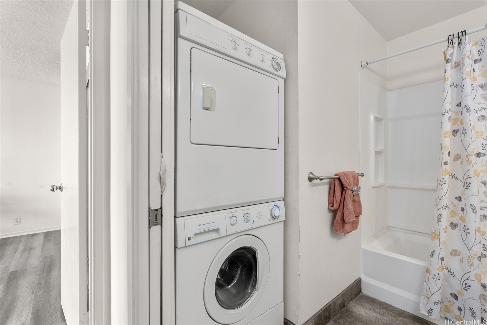 91-285 Hanapouli Circle 9g Property Photo 5