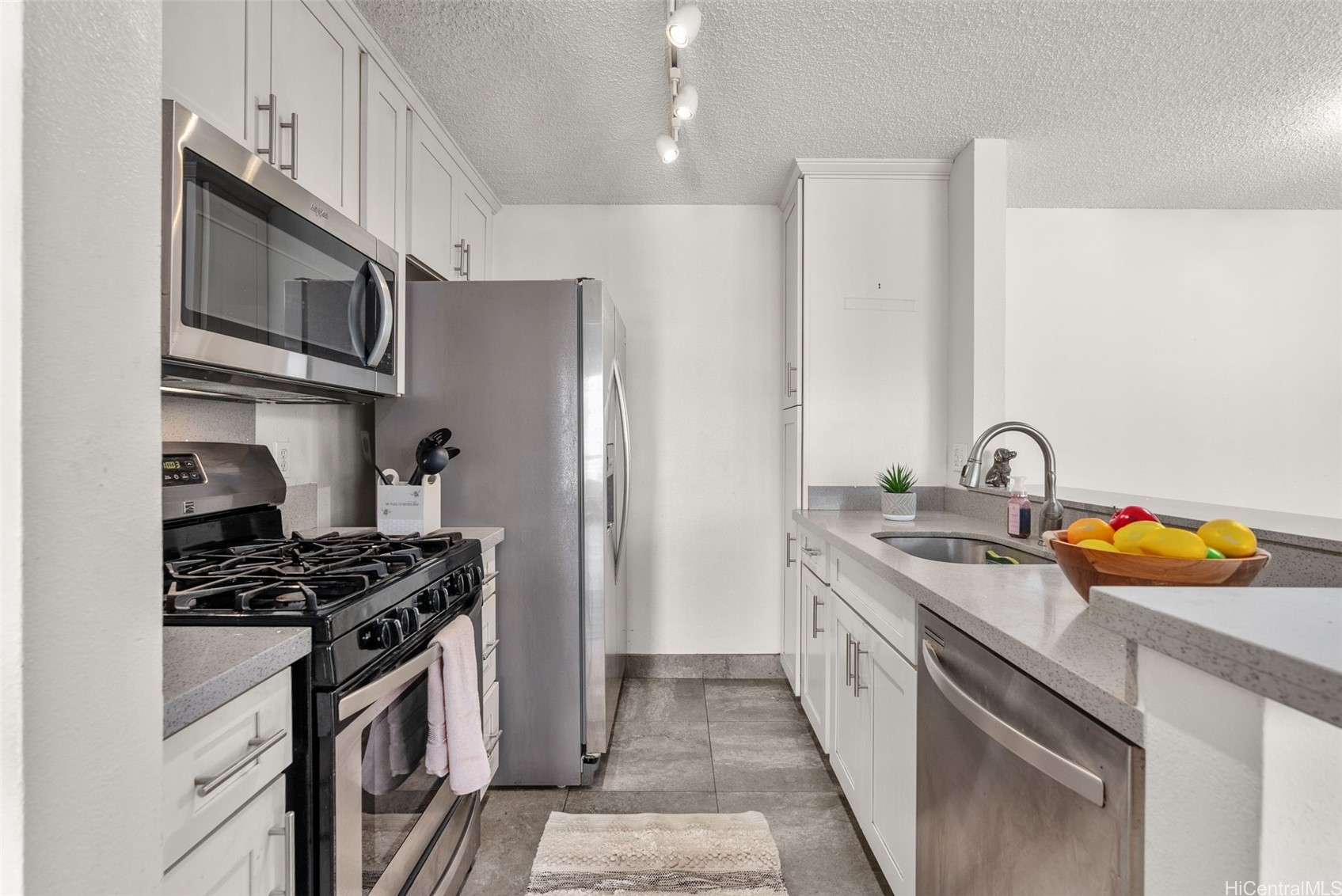 91-285 Hanapouli Circle 9g Property Photo 19