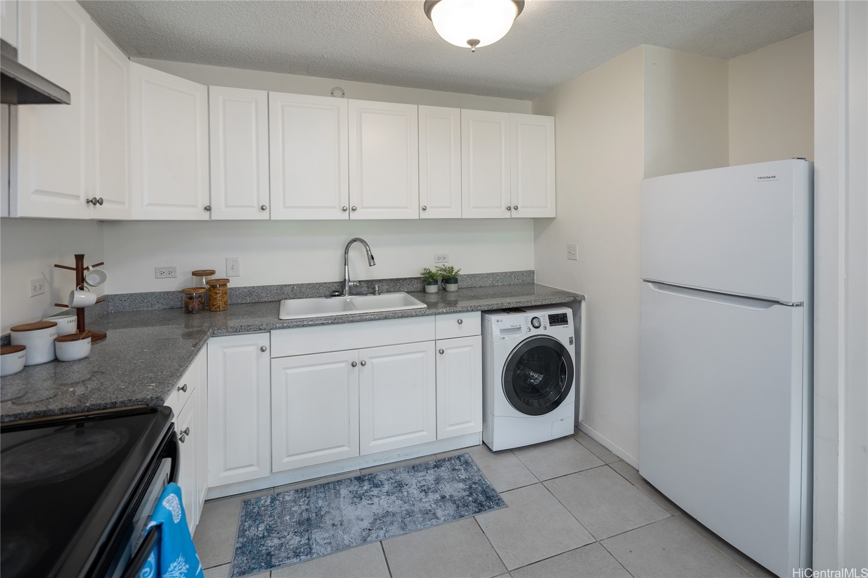 1615 Wilder Avenue 507 Property Photo 6