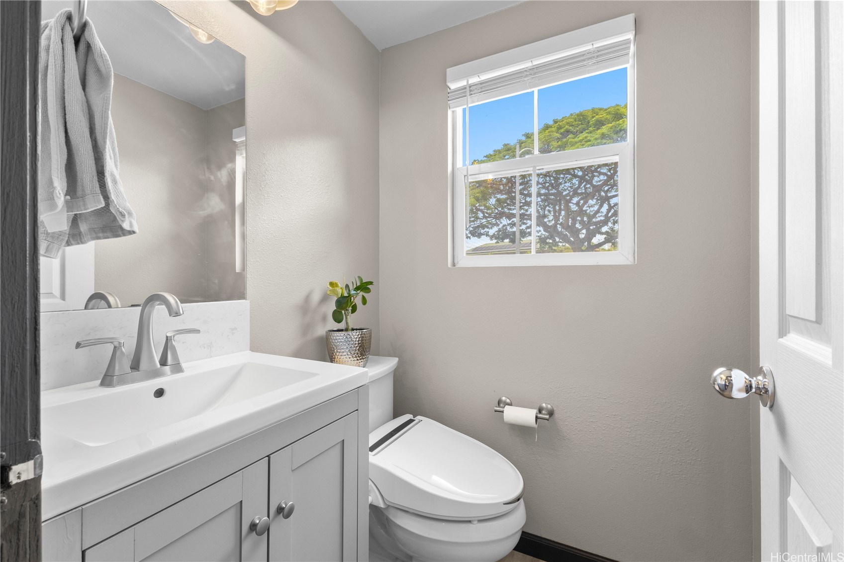 91-1059 Keoneula Boulevard F4 Property Photo 9