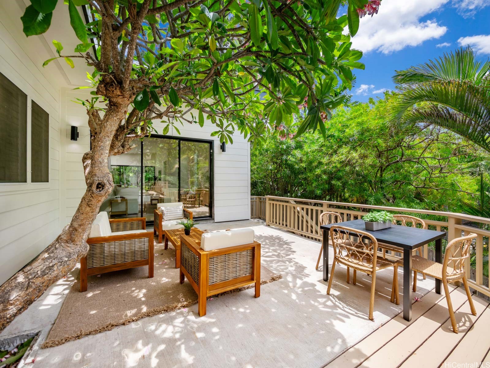 223 Lanipo Drive Property Photo 5