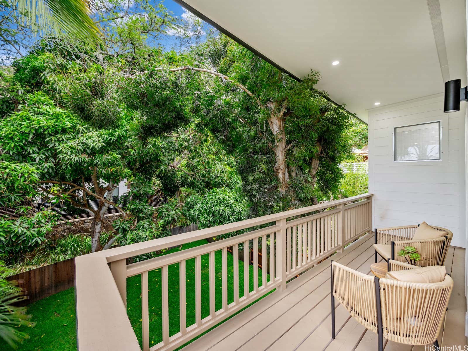 223 Lanipo Drive Property Photo 12