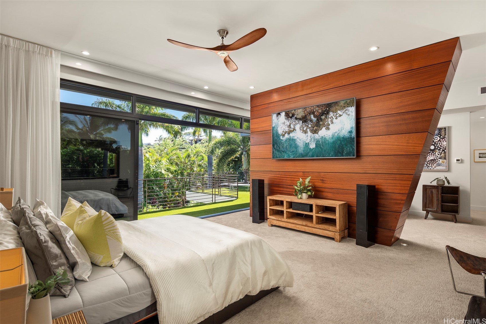 4366 Royal Place Property Photo 13