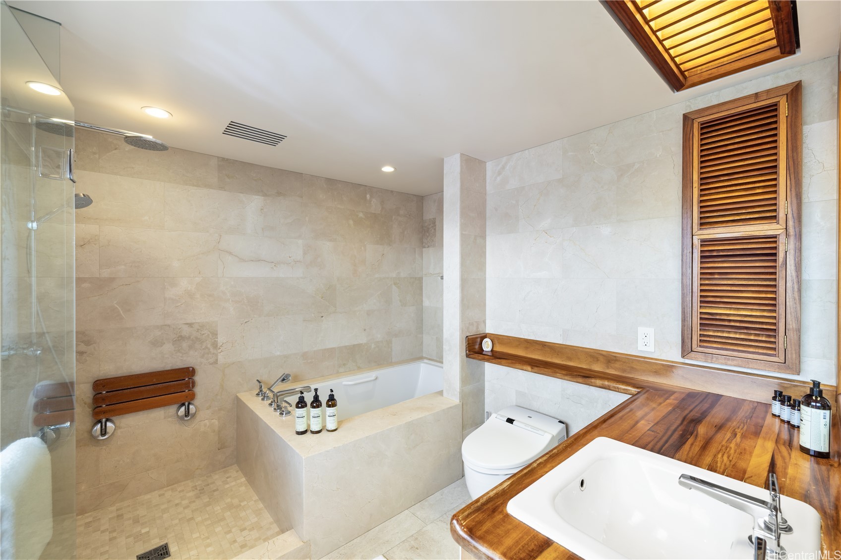 3165 Diamond Head Road 4 Property Photo 20