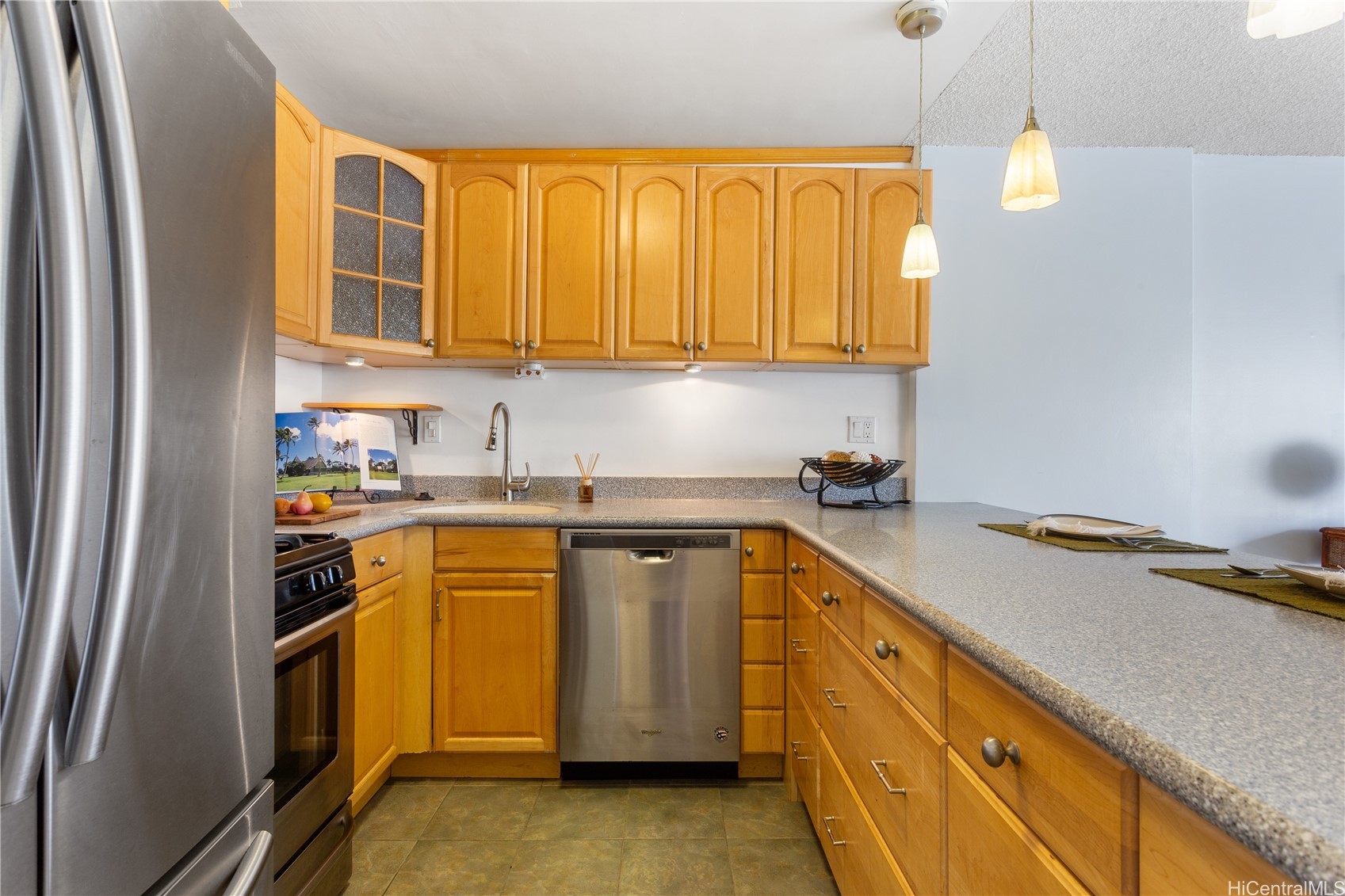 475 Atkinson Drive 807 Property Photo 4