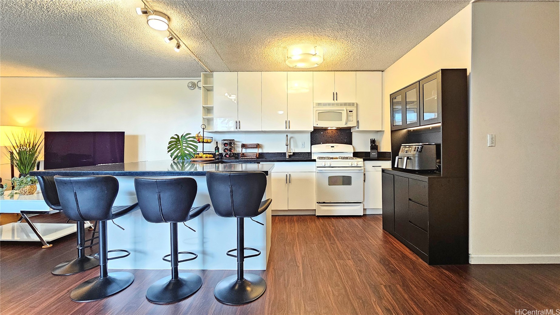2215 Aloha Drive Dh405 Property Photo 2