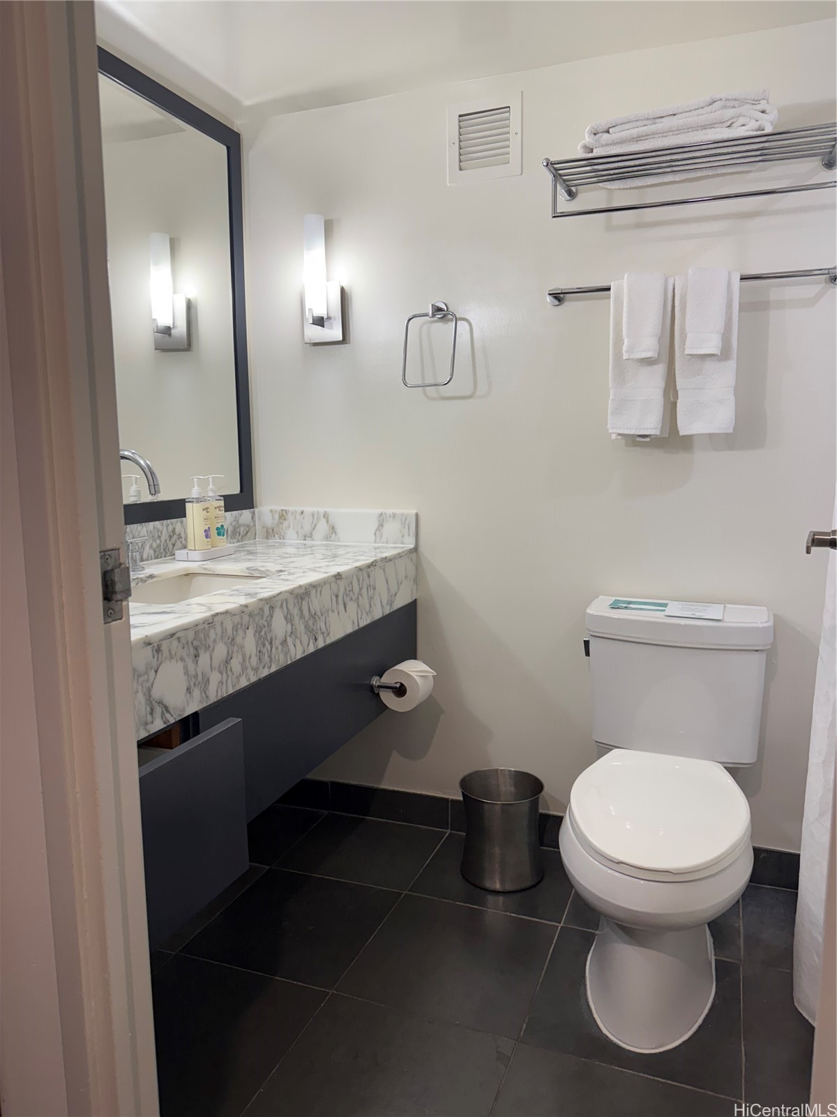 410 Atkinson Drive 1210 Property Photo 5