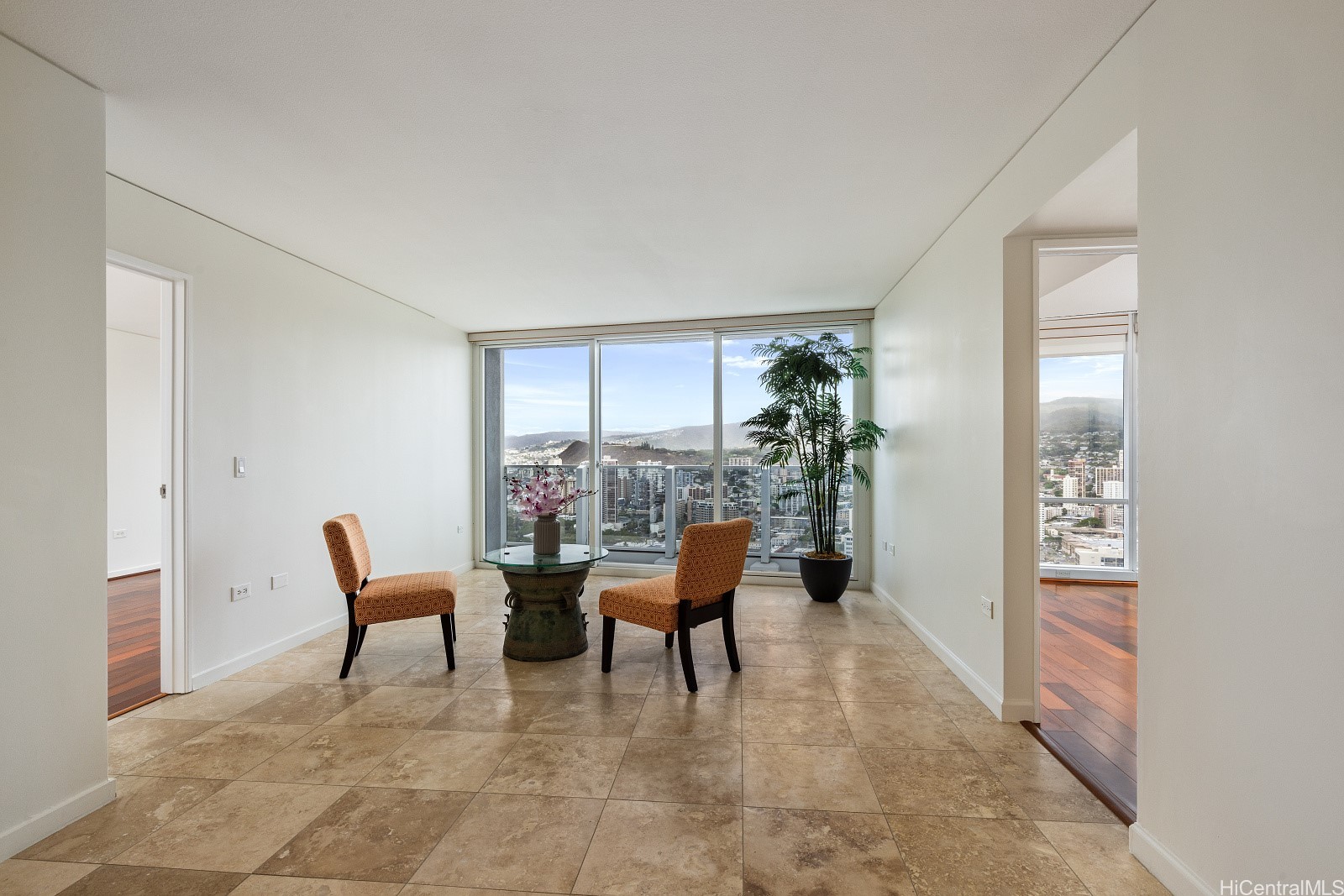 1296 Kapiolani Boulevard Ii4302 Property Photo 2