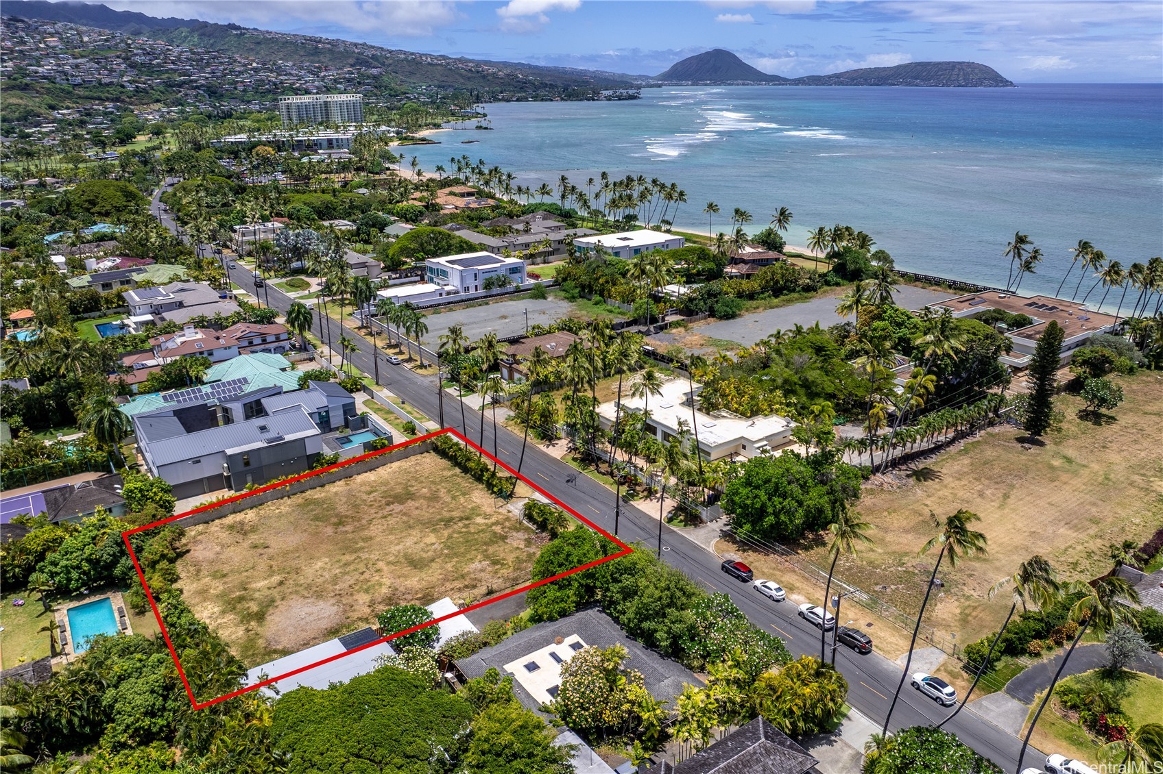4744 Kahala Avenue Property Photo 8