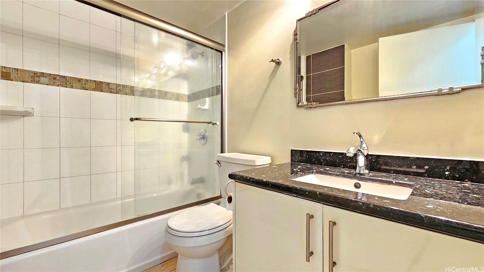 2499 Kapiolani Boulevard 401 Property Photo 6