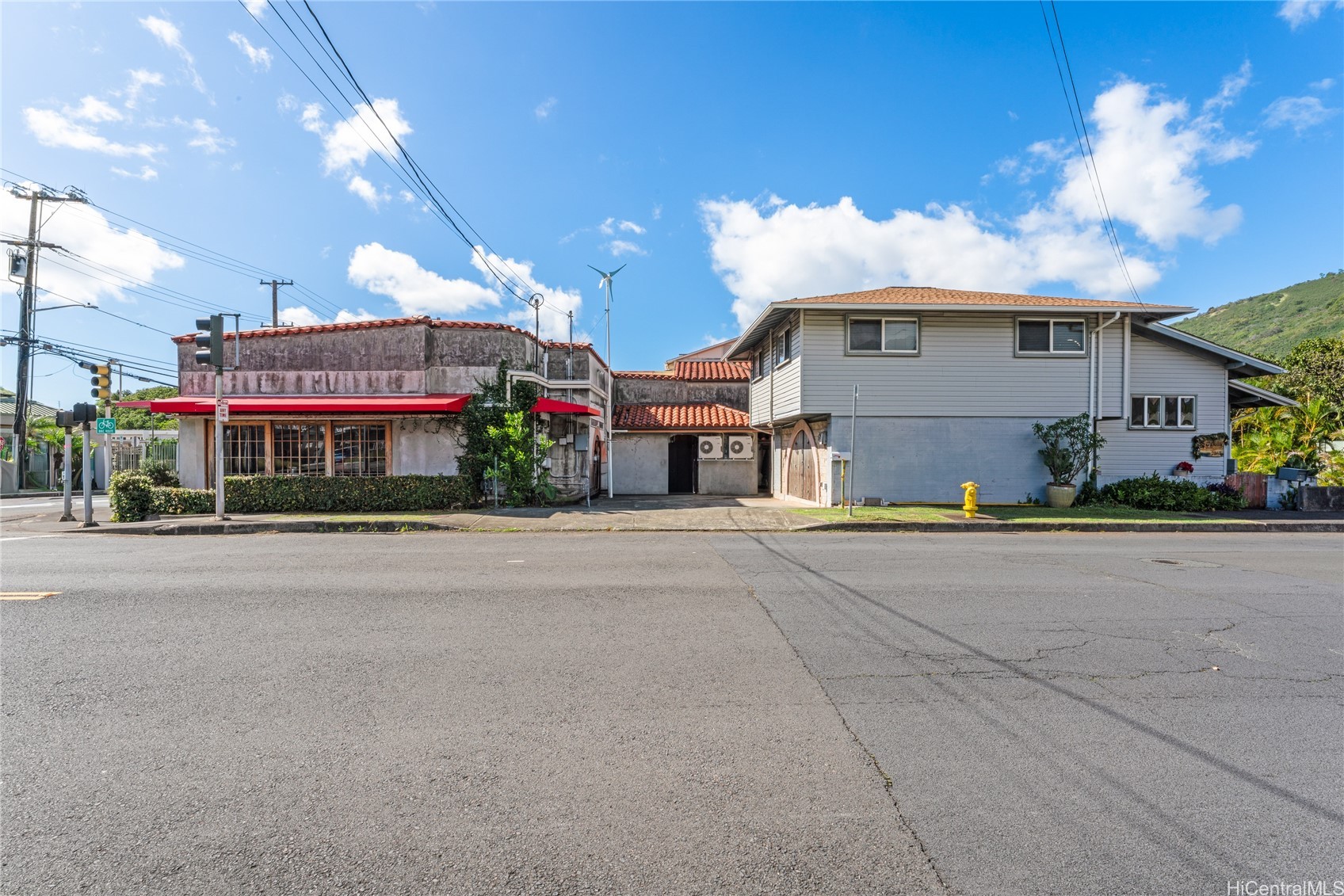 2845 Lowrey Avenue Property Photo 5