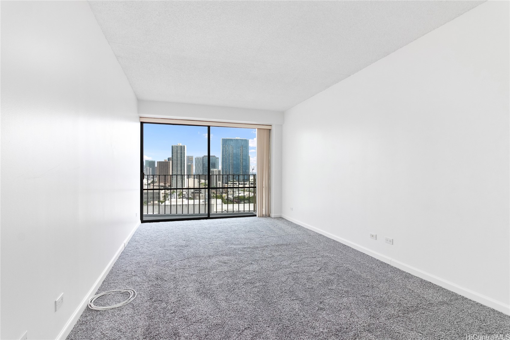 700 Richards Street 1708 Property Photo 2