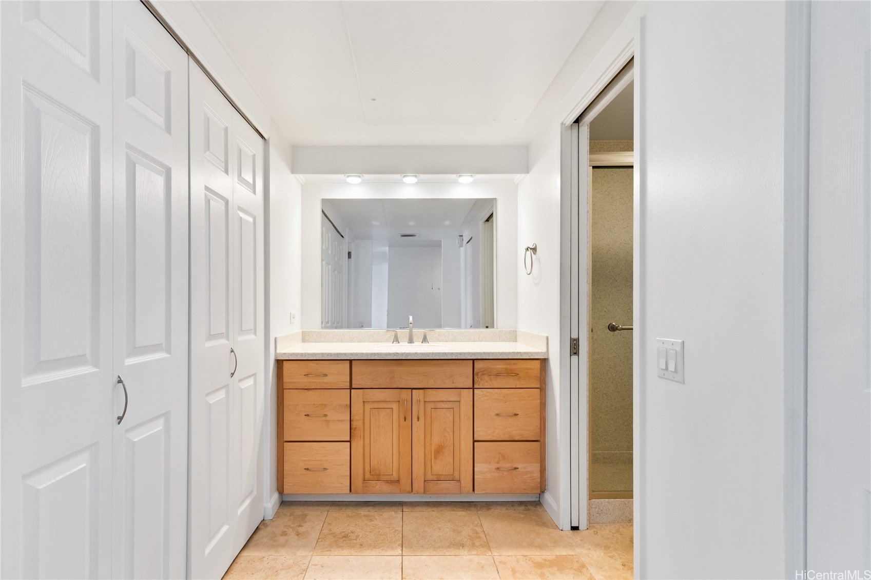 700 Richards Street 1708 Property Photo 5