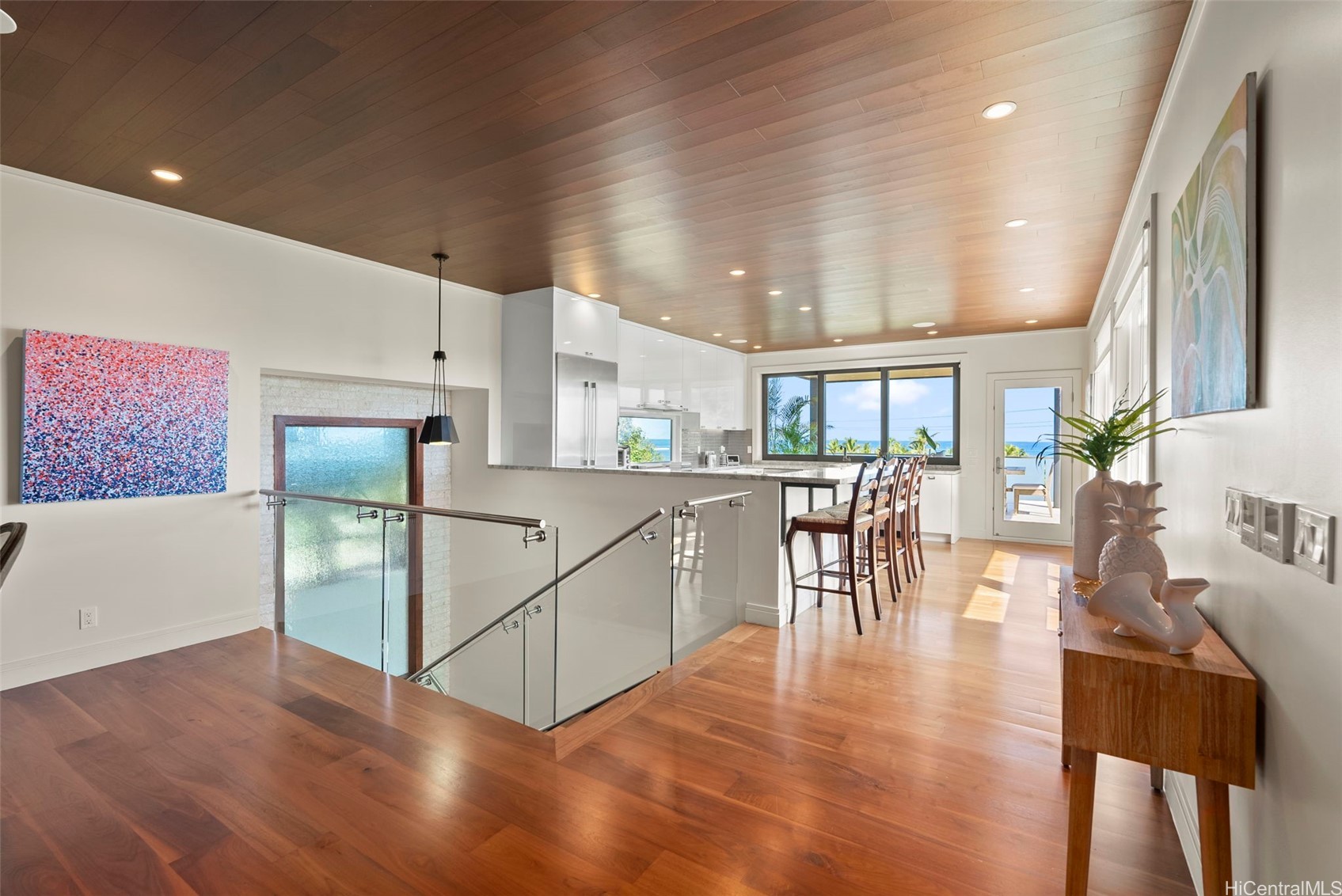 851 Aalapapa Drive Property Photo 9