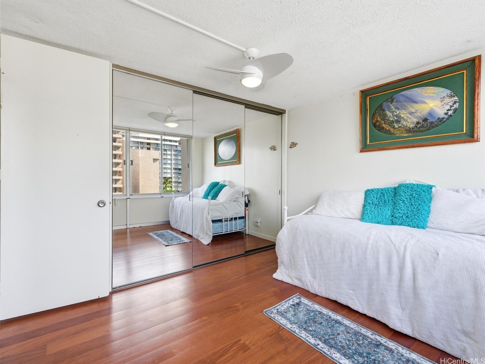 2415 Ala Wai Boulevard 801 Property Photo 8