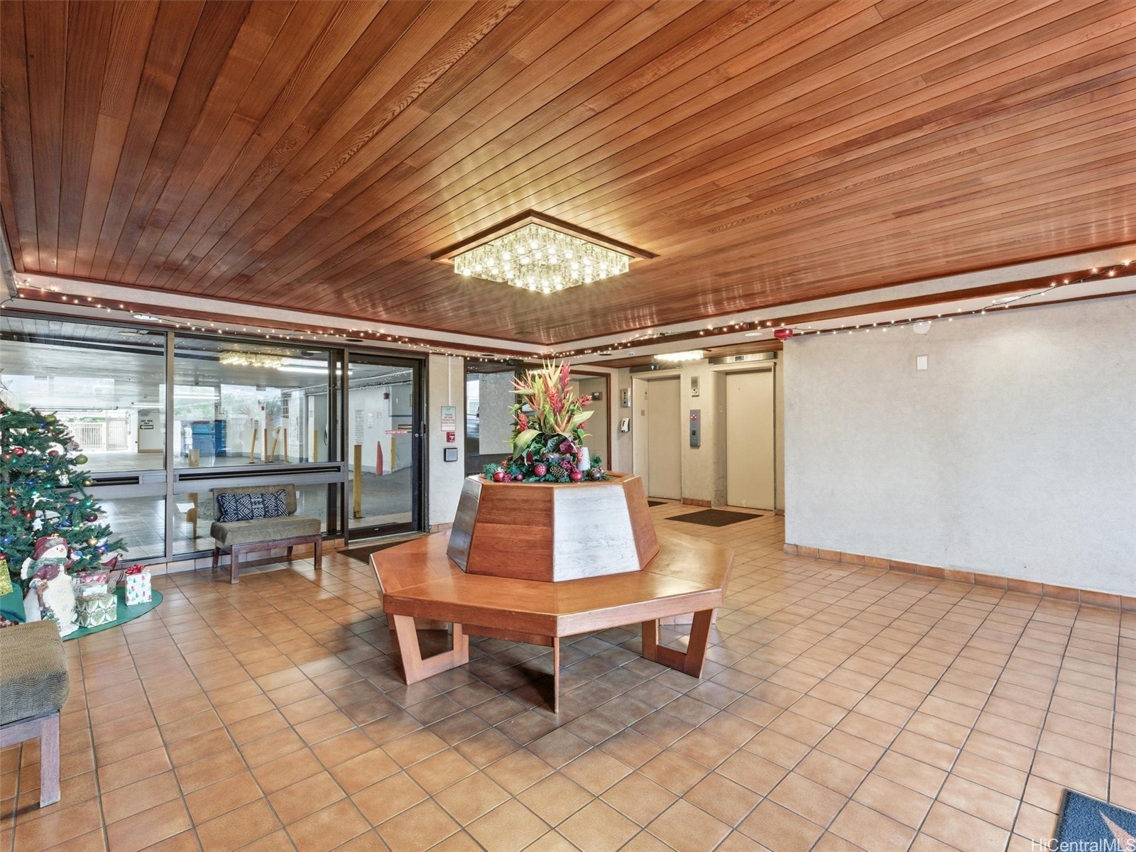 2415 Ala Wai Boulevard 801 Property Photo 14