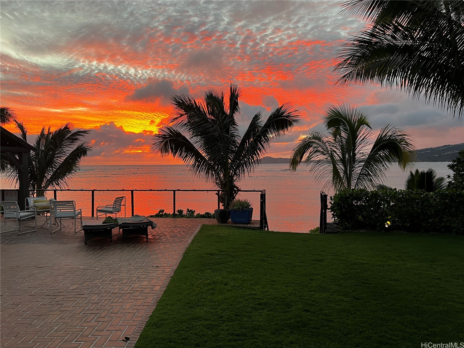 469 A Portlock Road Property Photo 1