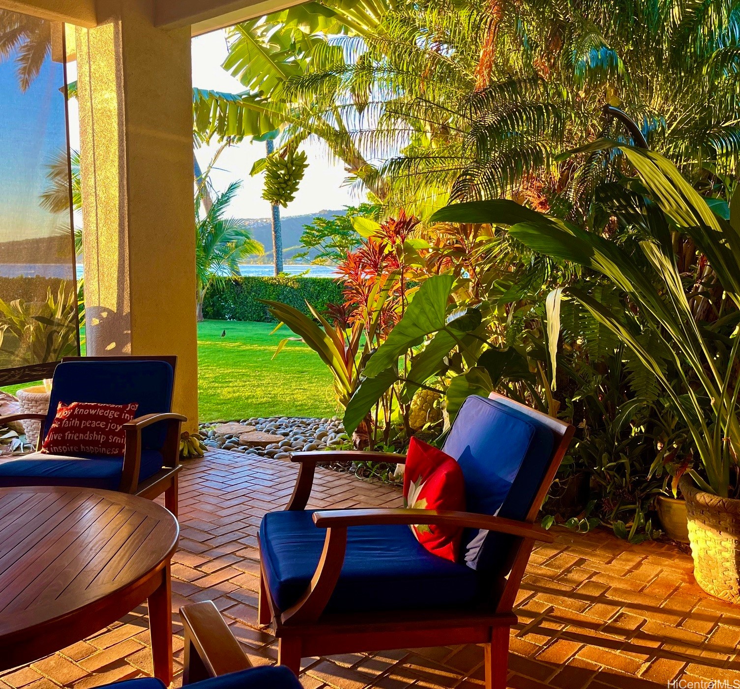 469 A Portlock Road Property Photo 9